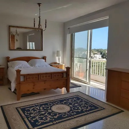 Hill Top Luxury Living @ Valley Crest Malta